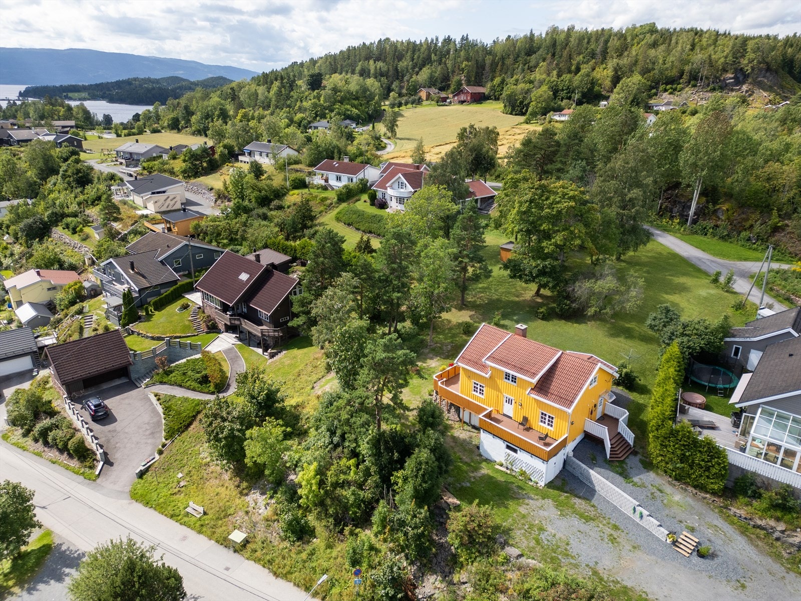 Velkommen til Gamleveien 18 i Kroksund i Hole Galleribilde