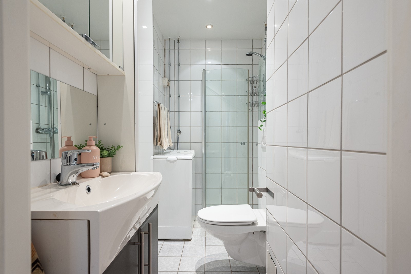 Flislagt bad med gulvvarme Galleribilde