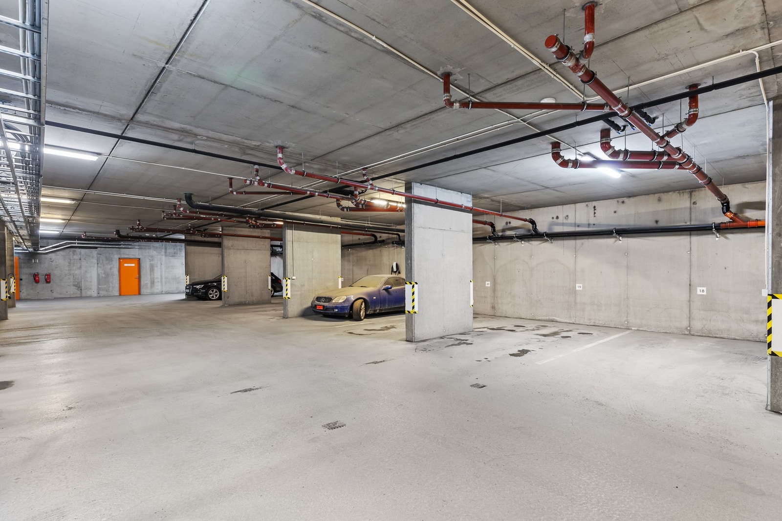 Det medfølger bod og parkeringsplass i p-kjeller som nevnt tidligere. Galleribilde