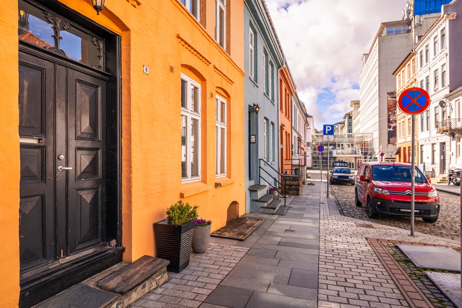 - Pent inngangsparti - Galleribilde