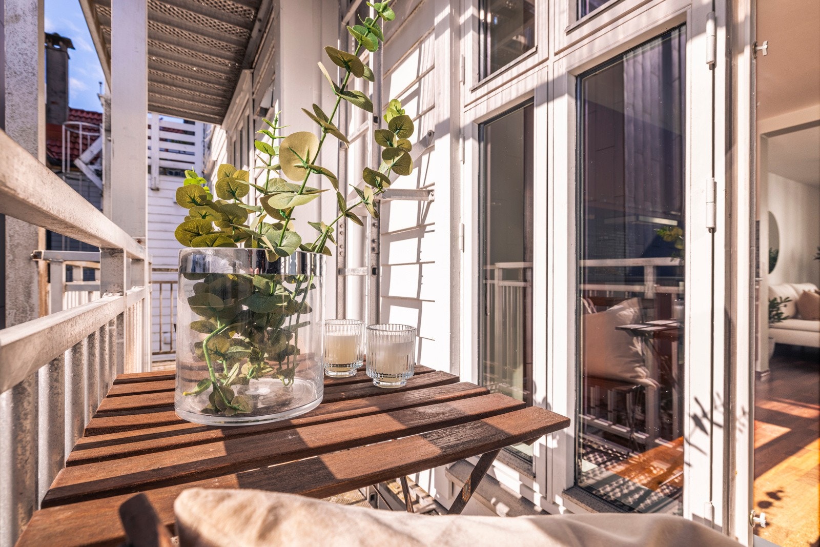 - Her har du plass til en liten sittegruppe - Galleribilde