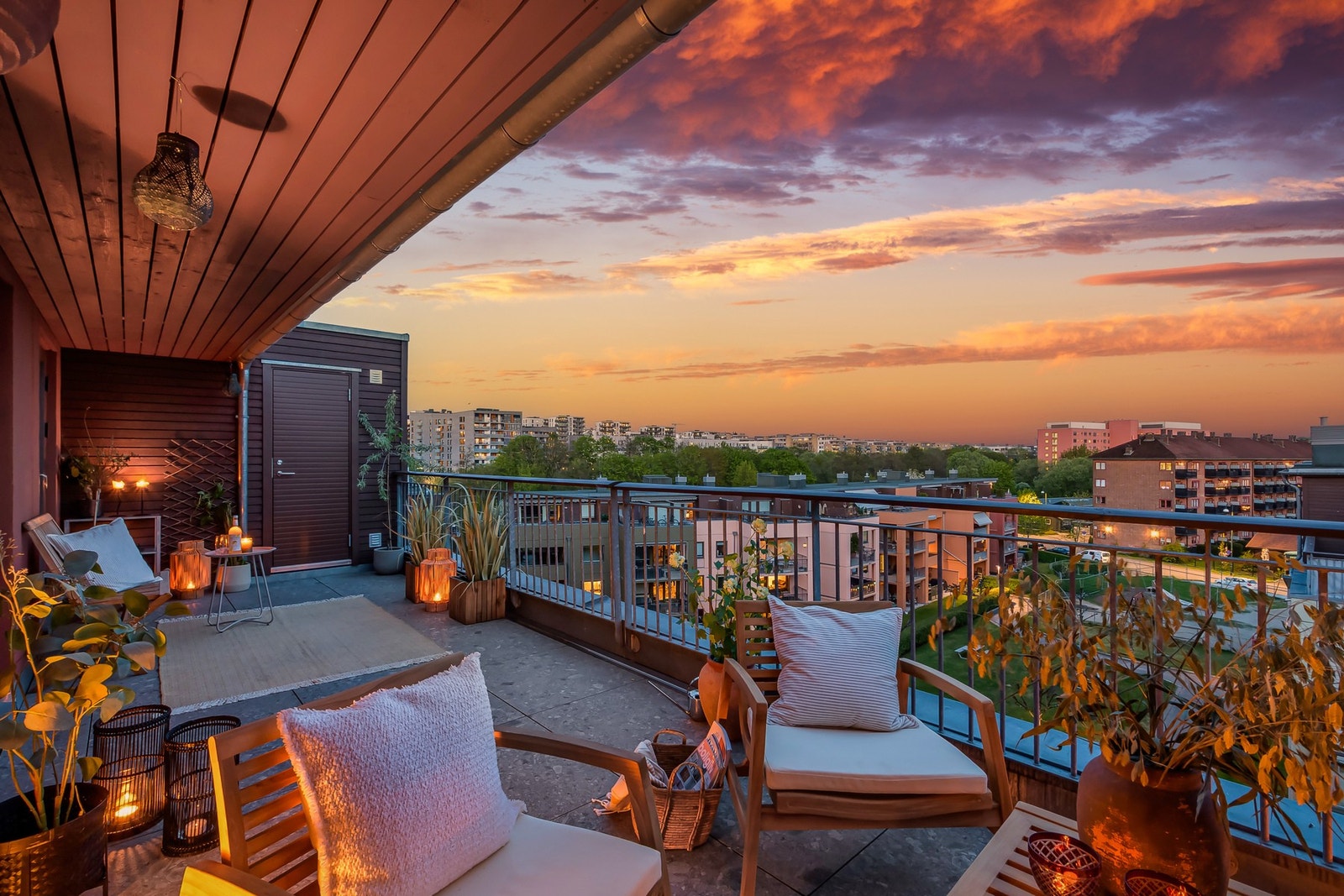 Også på kveldstid er atmosfæren fantastisk på takterrassen. Galleribilde