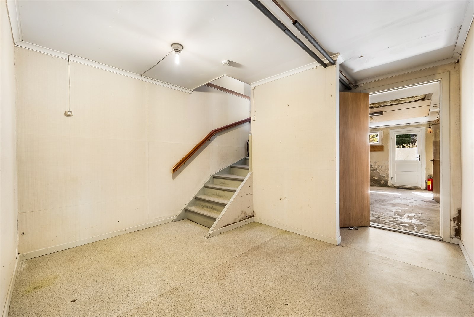 Kjelleren har mange rom for lagring. Galleribilde