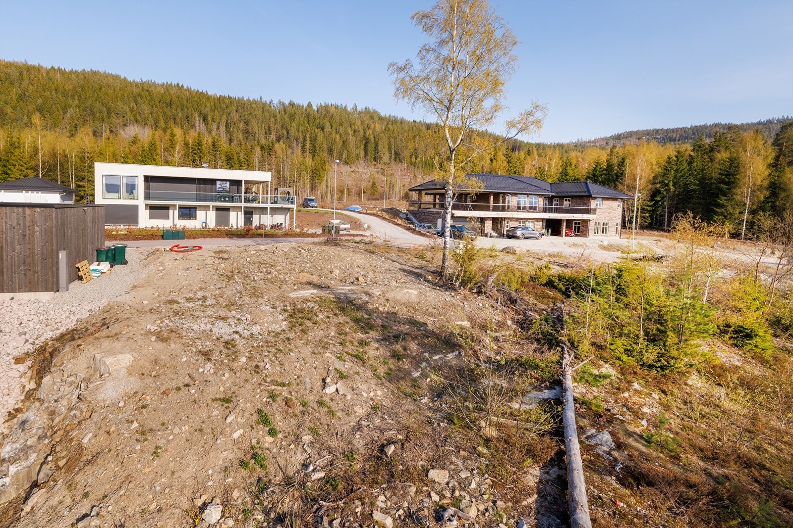 Flott beliggenhet på toppen av Melumenga, et av Modums flotteste boligområder. Galleribilde