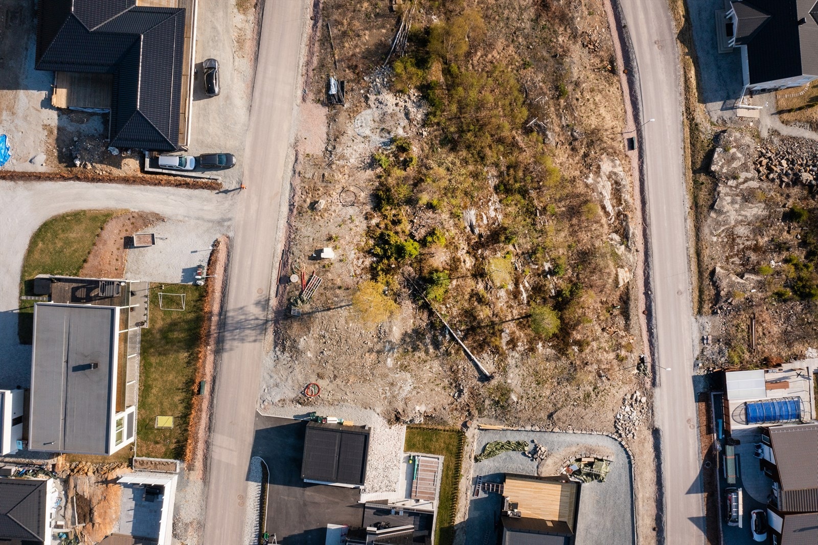 Tomten i fugleperspektiv. Galleribilde