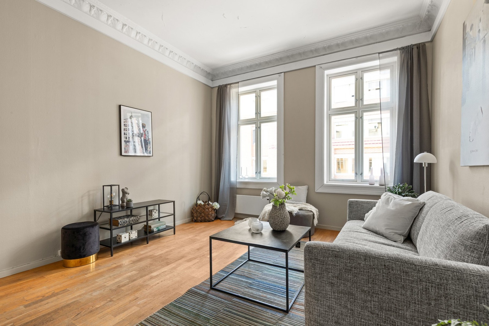 Leiligheten ligger fint til i byggets 4.etasje. Galleribilde
