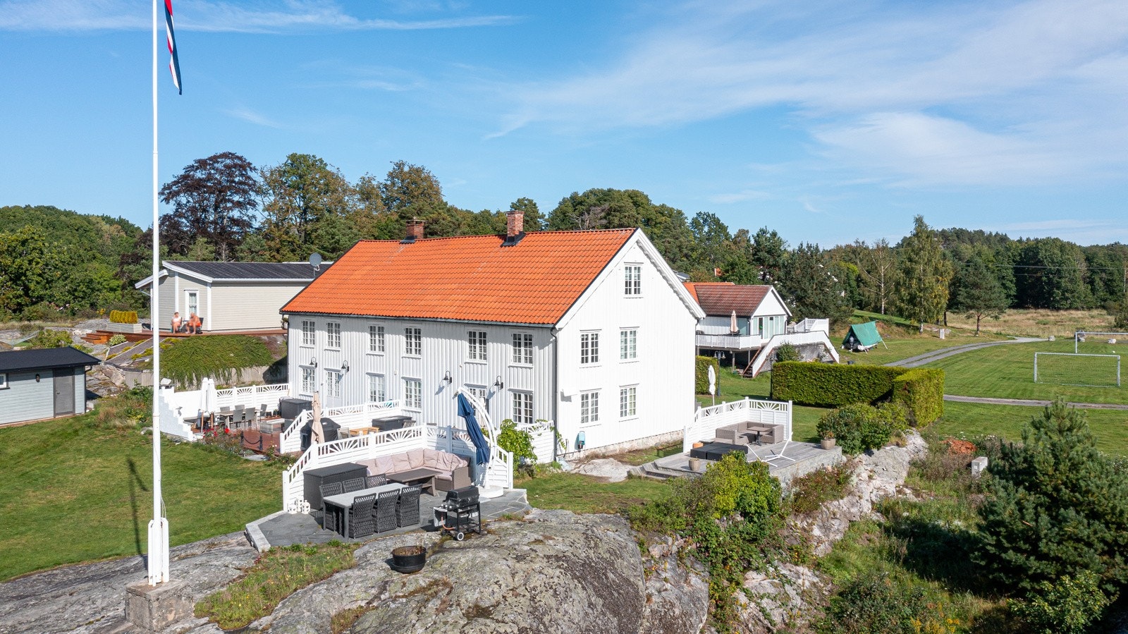 Søndre Bærøyveien 16 presentert av PrivatMegleren! Galleribilde