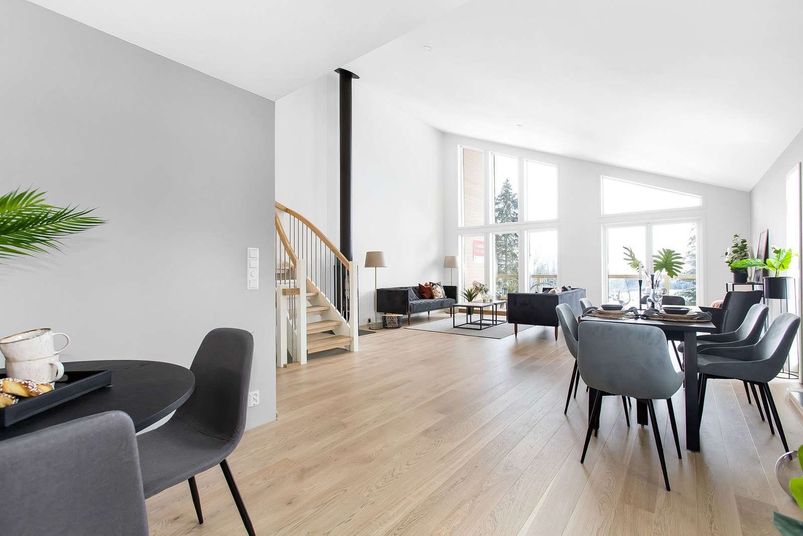 1276-3_032 Galleribilde