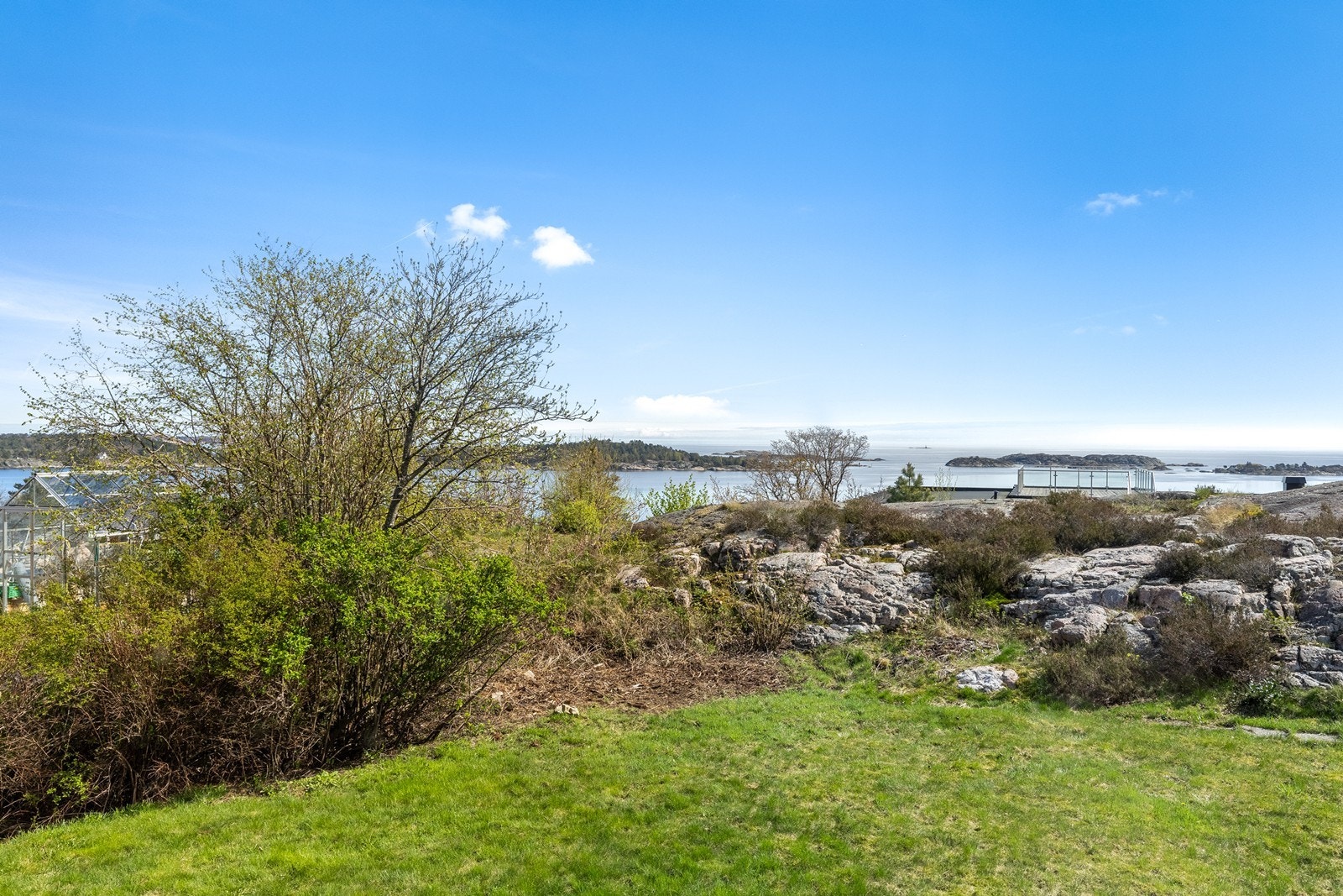 Utsikt mot til Groosefjorden og innseilingen til Grimstad Galleribilde