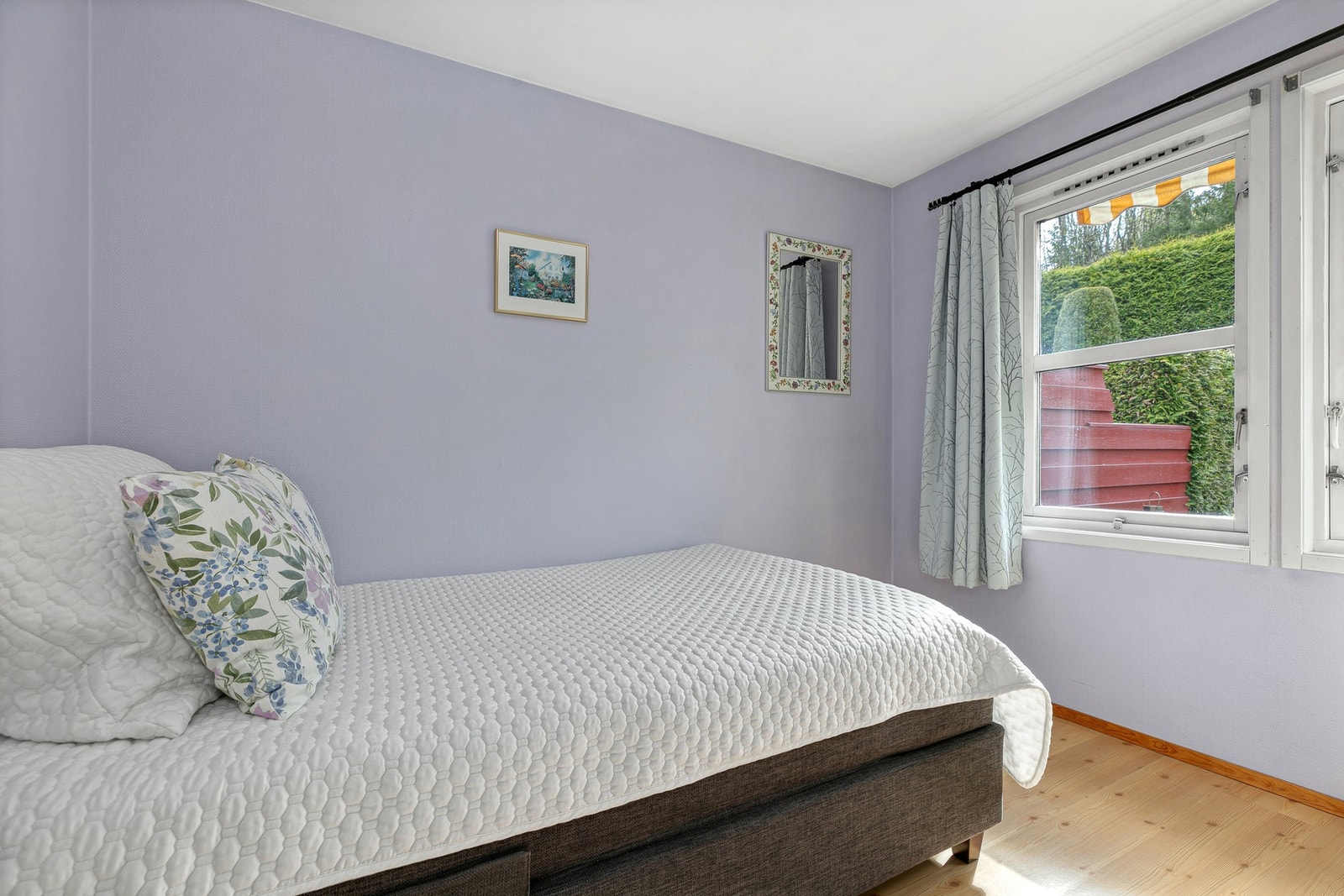 Soverom i 1.etasje Galleribilde