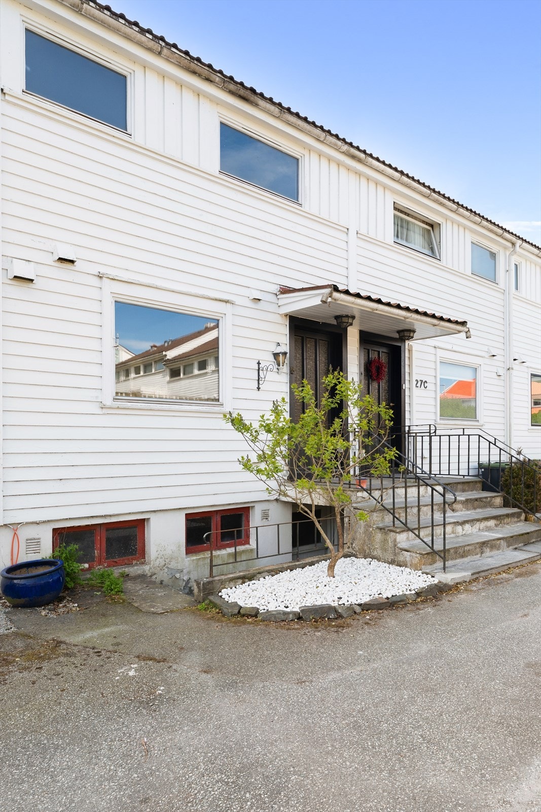 Dette er et hyggelig, variert og fint bomiljø som gir et godt utgangspunkt for god trivsel. Galleribilde