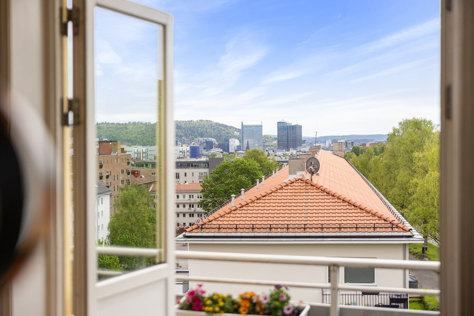 Nyt en fantastisk utsikt mot Ekeberg. Galleribilde