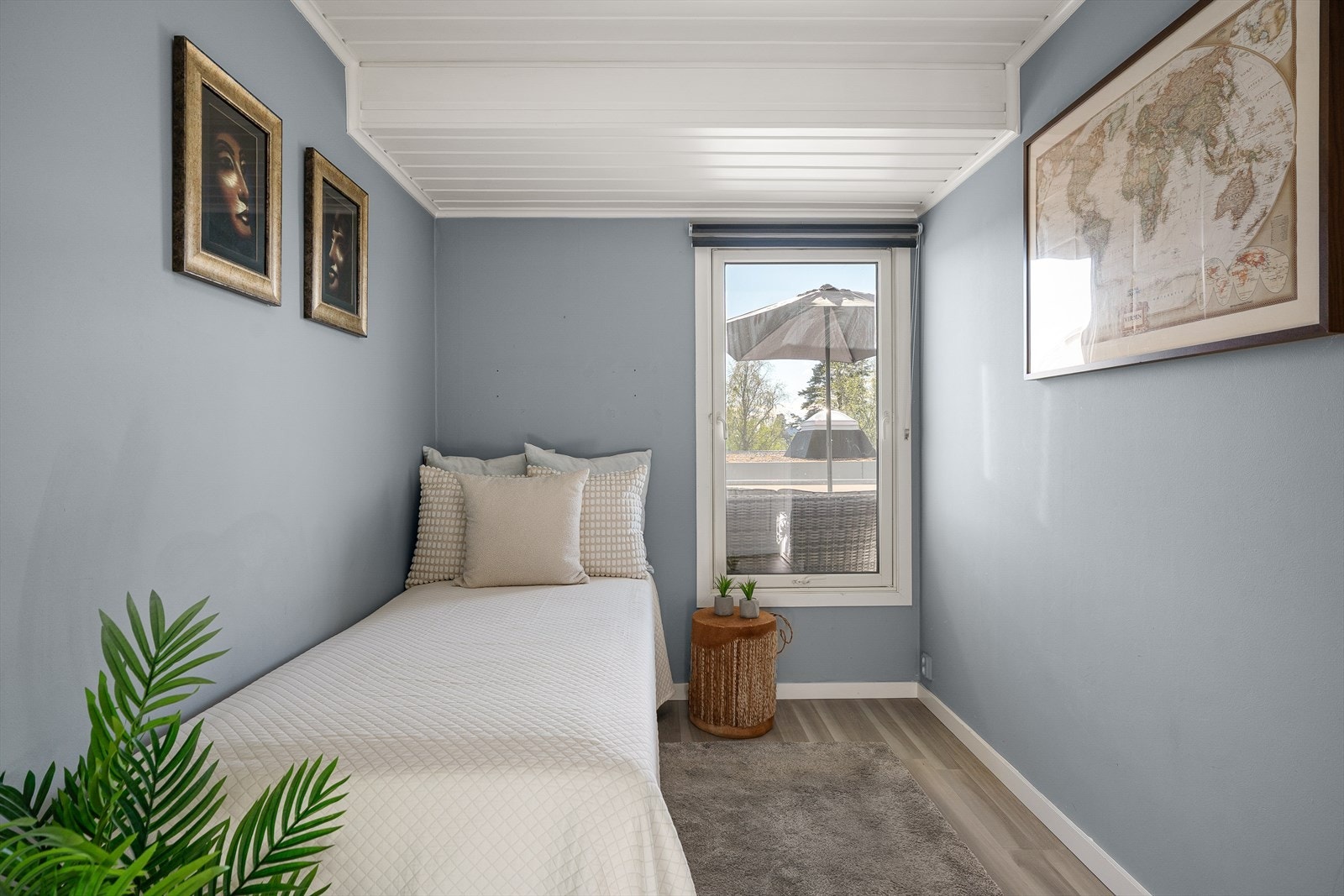 Rommet har en behagelig atmosfære og gir et perfekt tilfluktssted for avslapning og hvile. Galleribilde