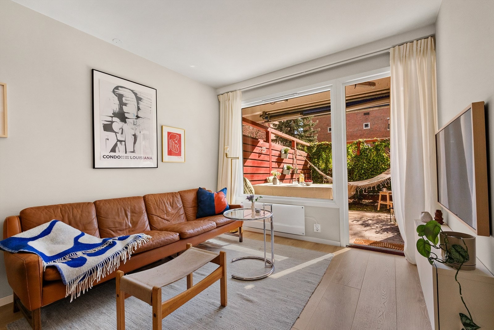 Romslig plass til god sofagruppe Galleribilde