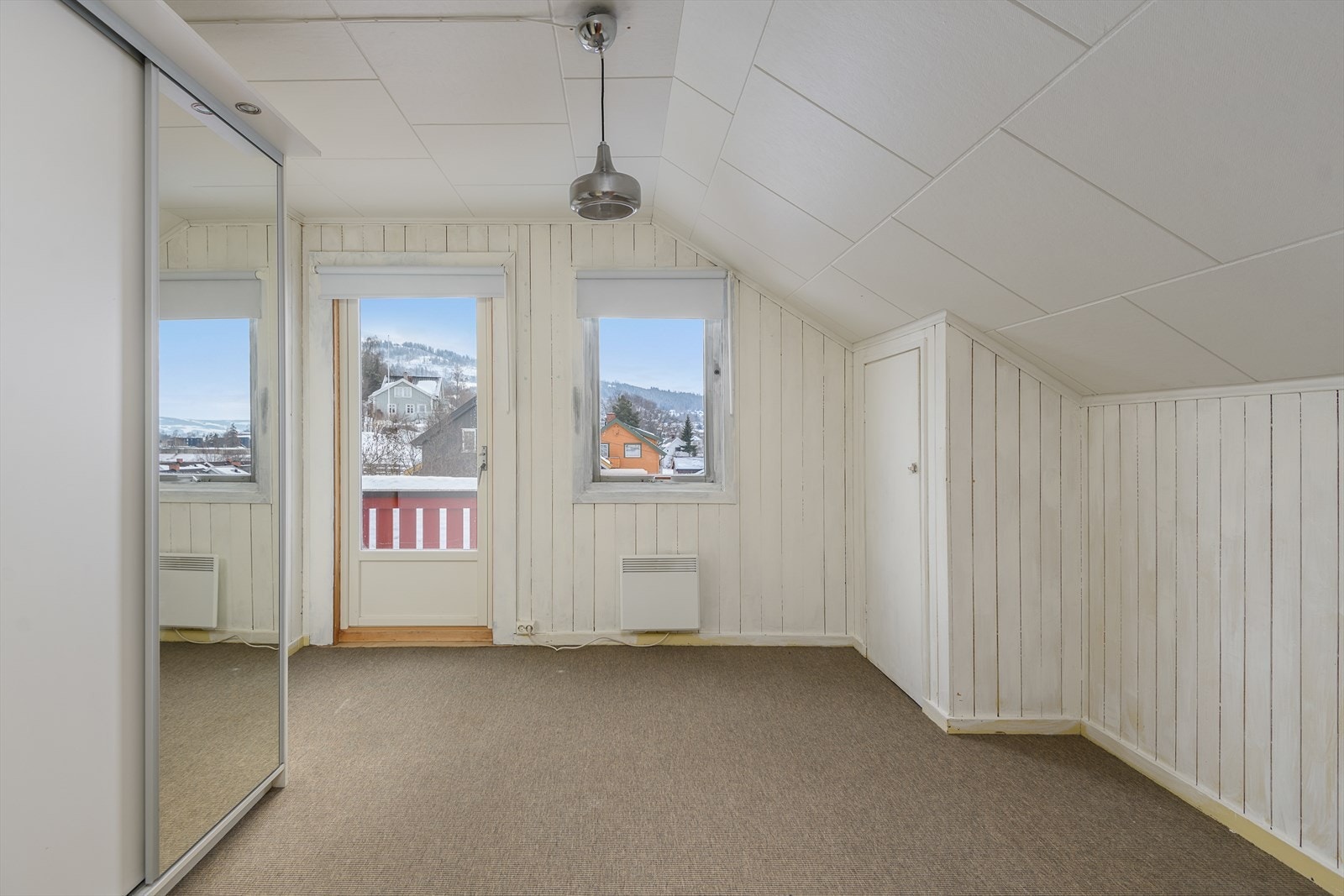 Soverom 1 med plass til dobbeltseng. Galleribilde