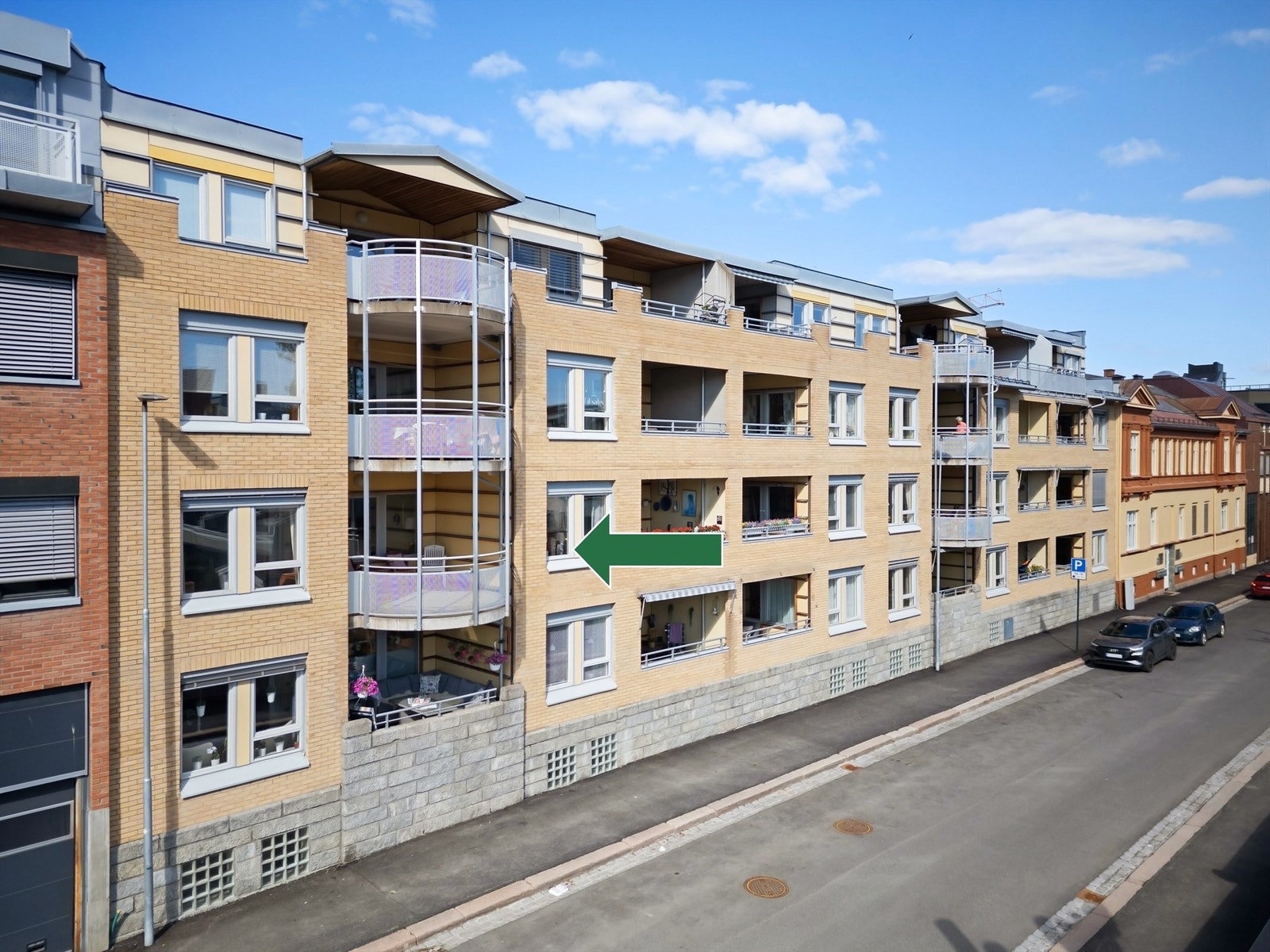 Disponibel parkeringsplass i felles garasjeanlegg Galleribilde