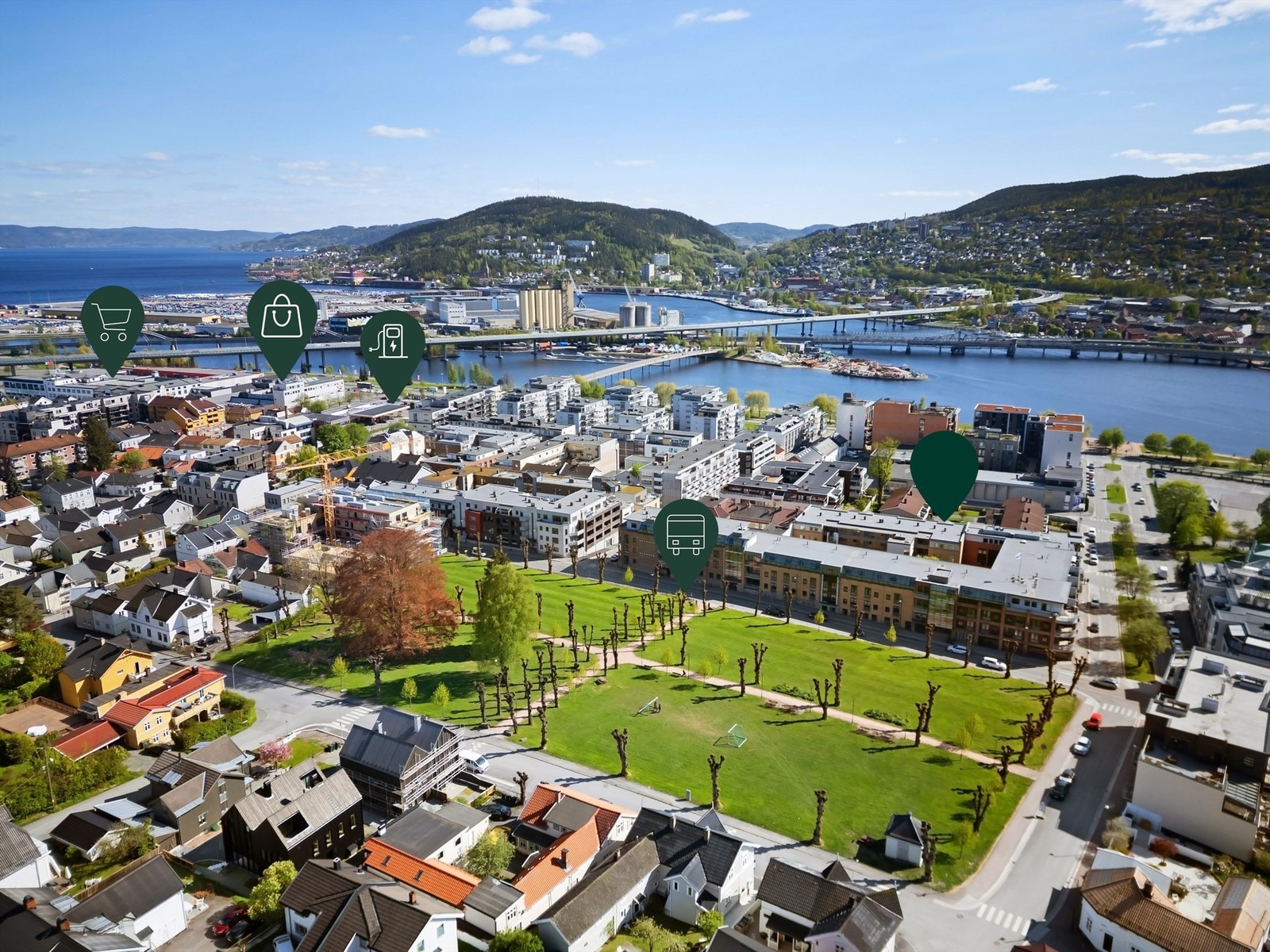 Kort gangavstand til kjøpesenter og strandpromenaden langs Drammenselva Galleribilde