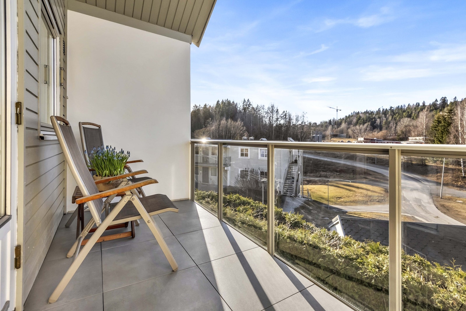 Dette er en flott plass å tilbringe sene sommerkvelder med nære og kjære. Galleribilde