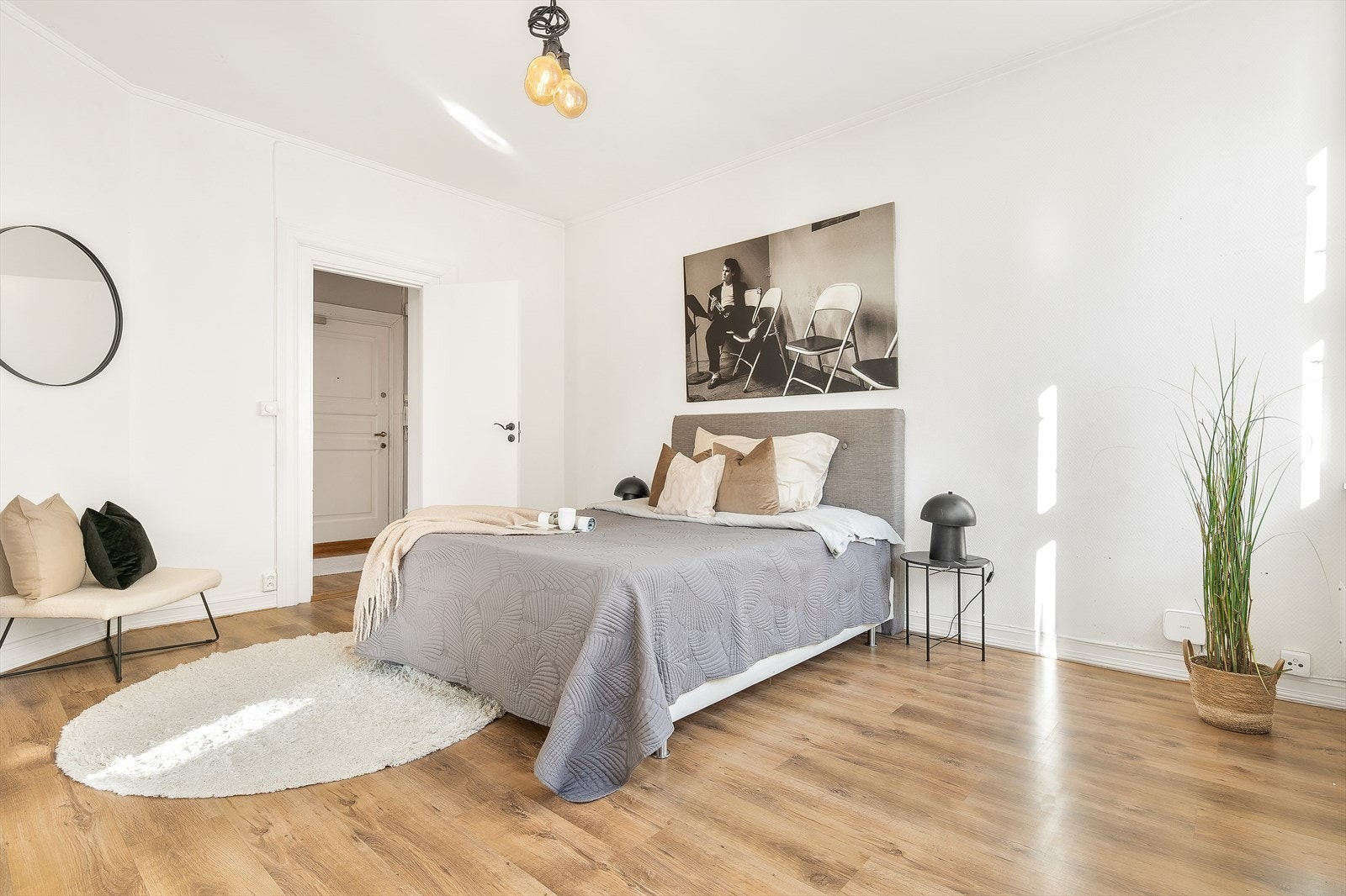 Hovedsoverommet har også en dør direkte til entréen Galleribilde