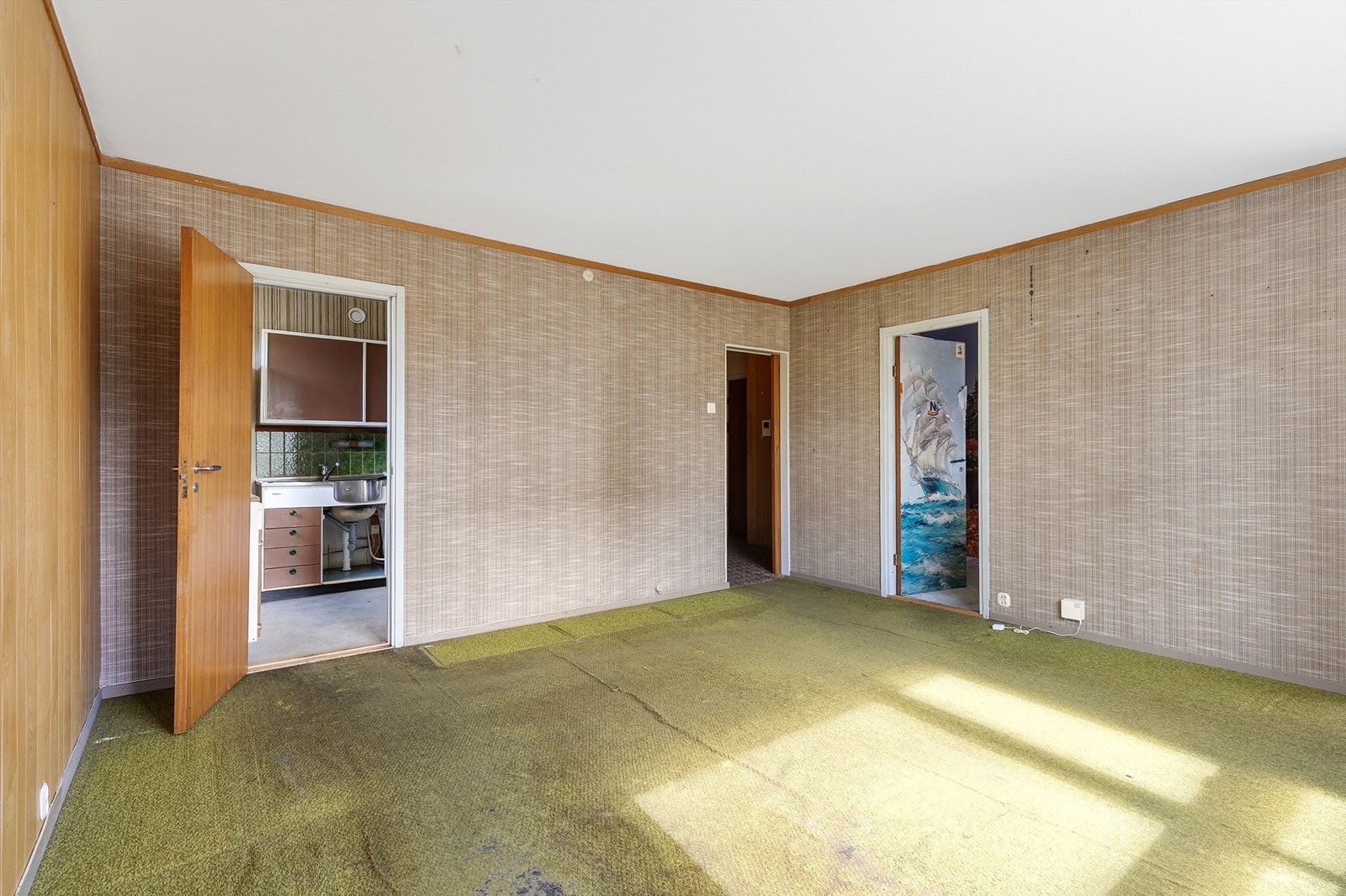 Fra stuen er det adkomst til kjøkkenet. Galleribilde