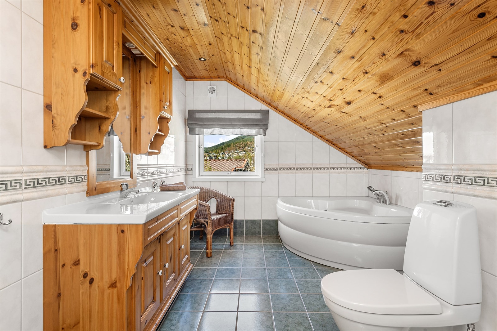 Hovedbad på loft Galleribilde
