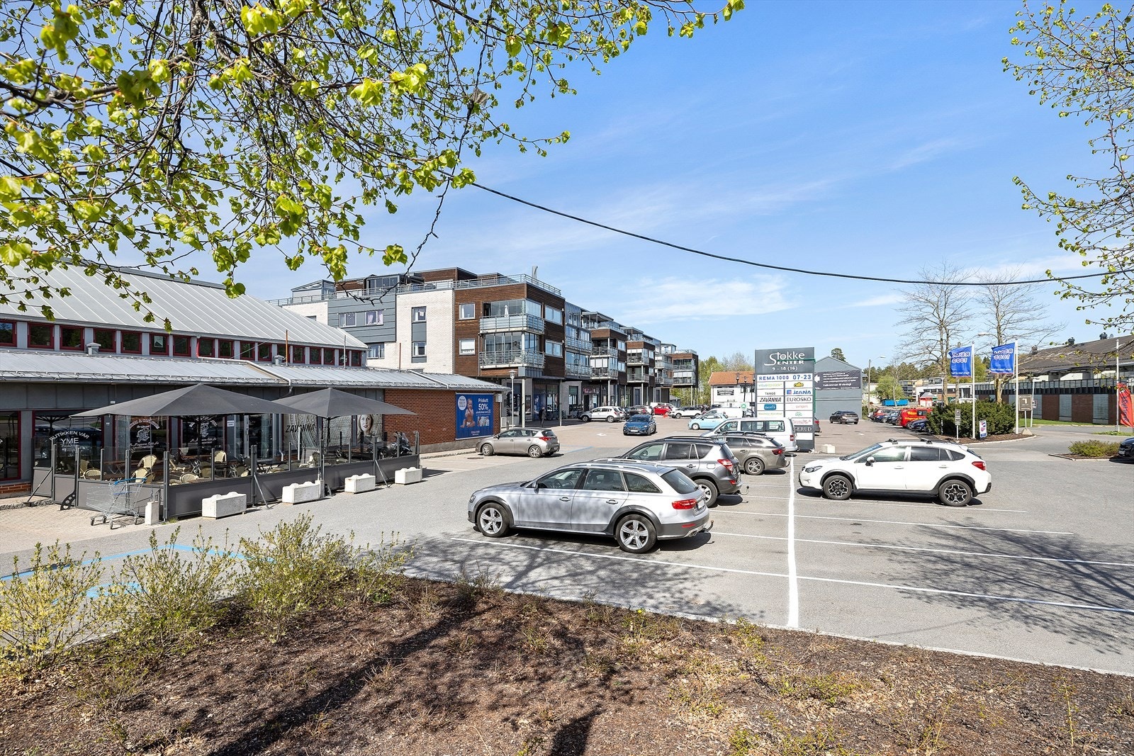 Stokke senteret ligger en kort spasertur unna Galleribilde