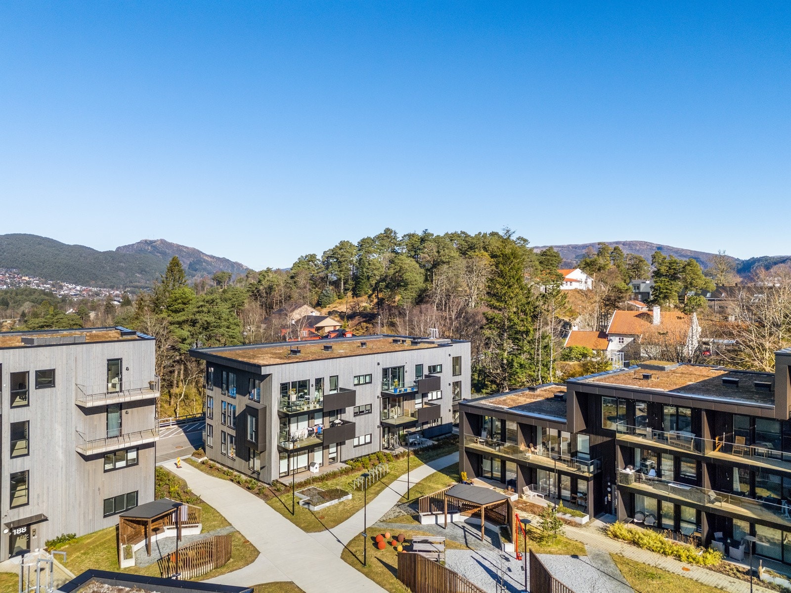 Byggeår er 2023. Her er det utviklet et helhetlig livsstilskonsept for "easy living" med inspirasjon fra resort hoteller. Galleribilde