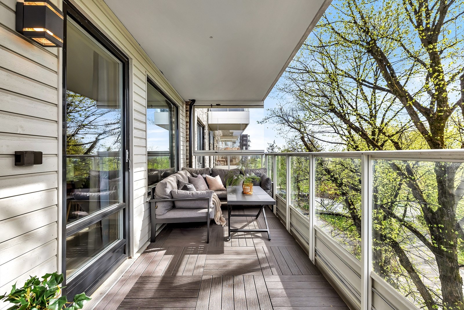 Velkommen til Hans Nordahls gate 20 presentert av Camilla Lindstad ved Nordvik Bygdøy Allé. Galleribilde