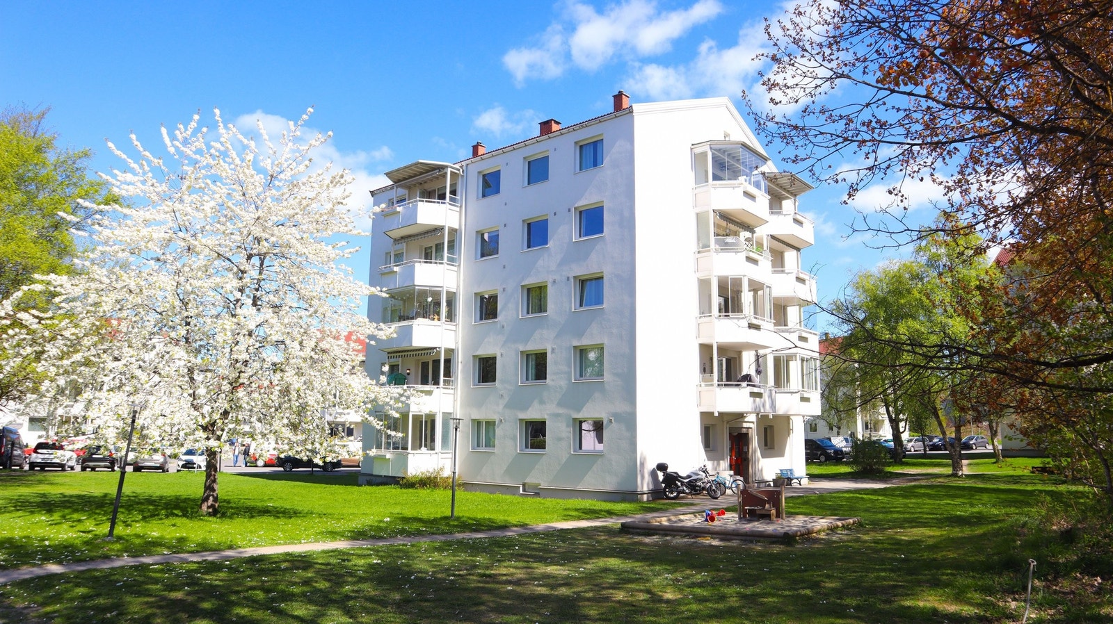 Sentralt og rolig område i nærheten av "alt" Galleribilde