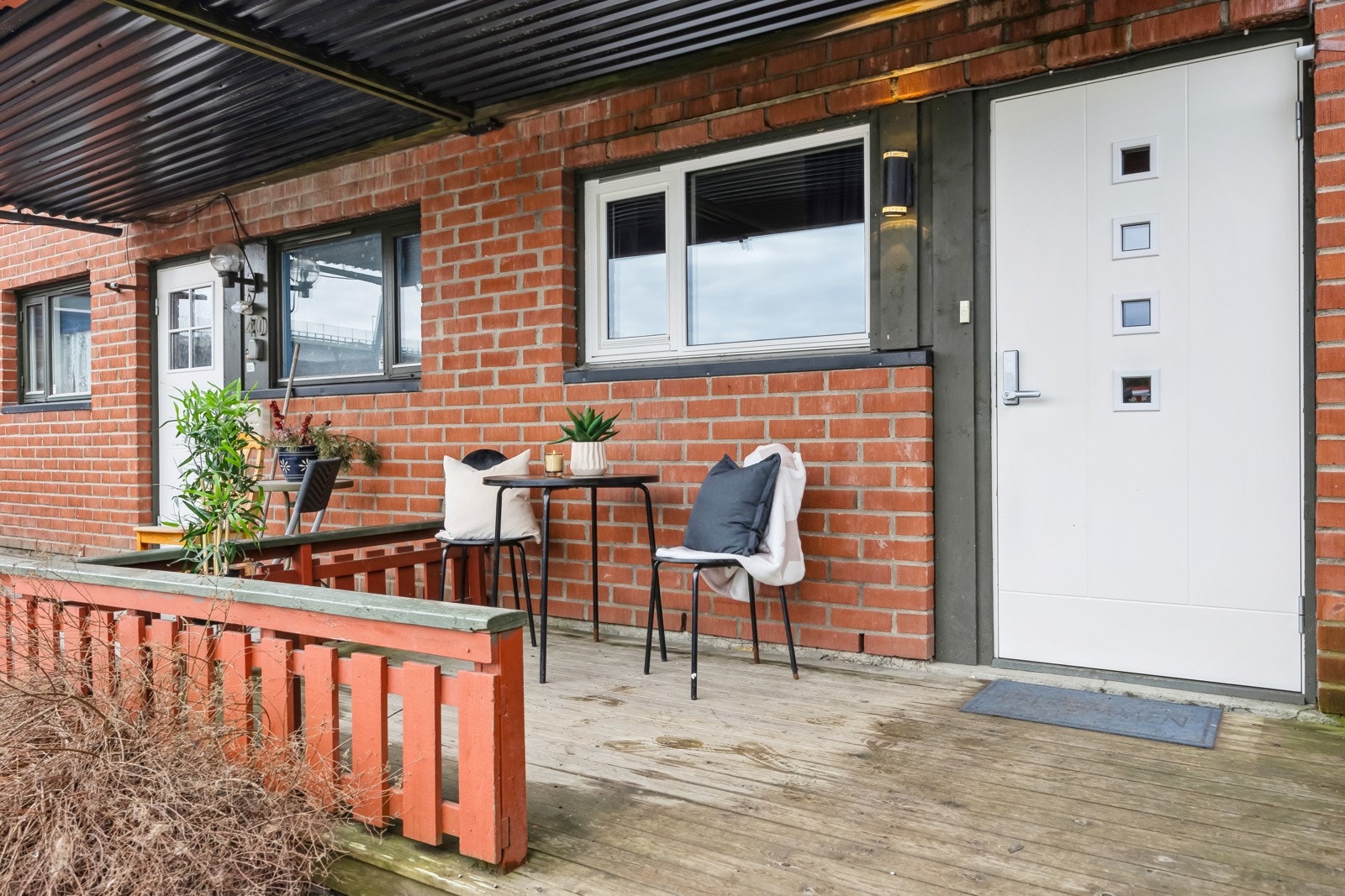 Flott inngangsparti etablert med en koselig sittegruppe. Galleribilde