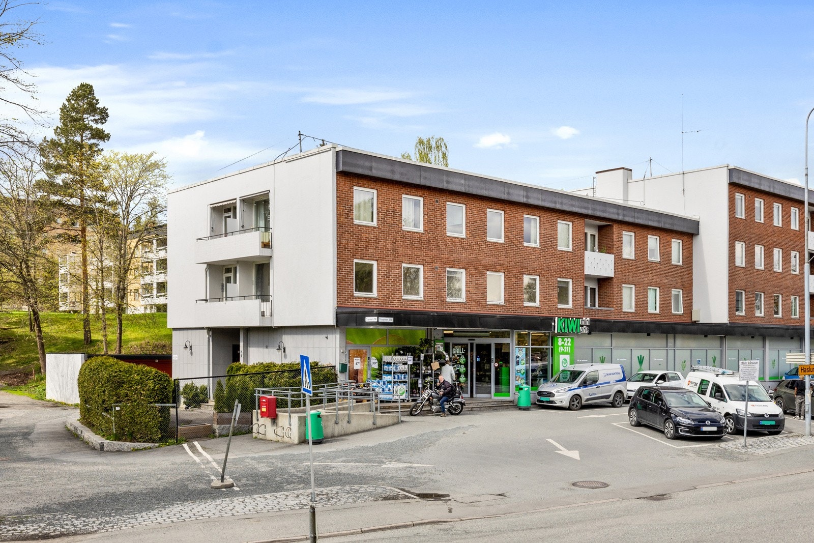 Enkelt med butikk i 1 etasje. Galleribilde