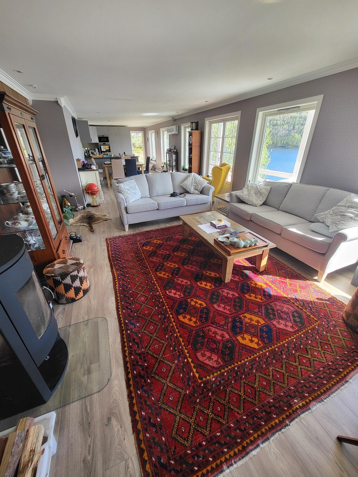 3459888_2-a.jpg Galleribilde