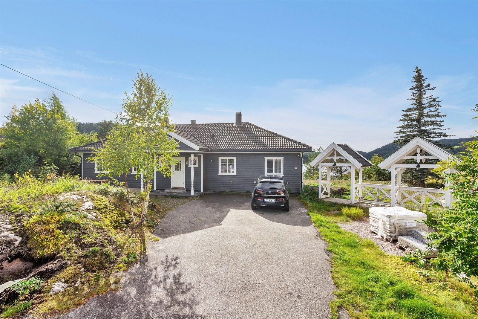 3458059_1-a.jpg Galleribilde