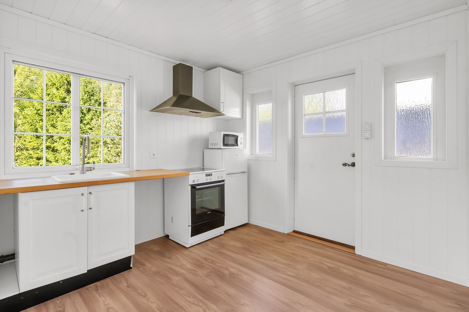 3458056_1-a.jpg Galleribilde