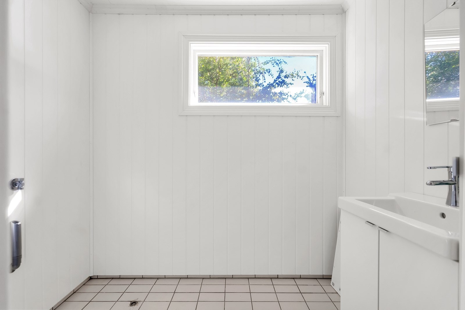 3458039_1-a.jpg Galleribilde