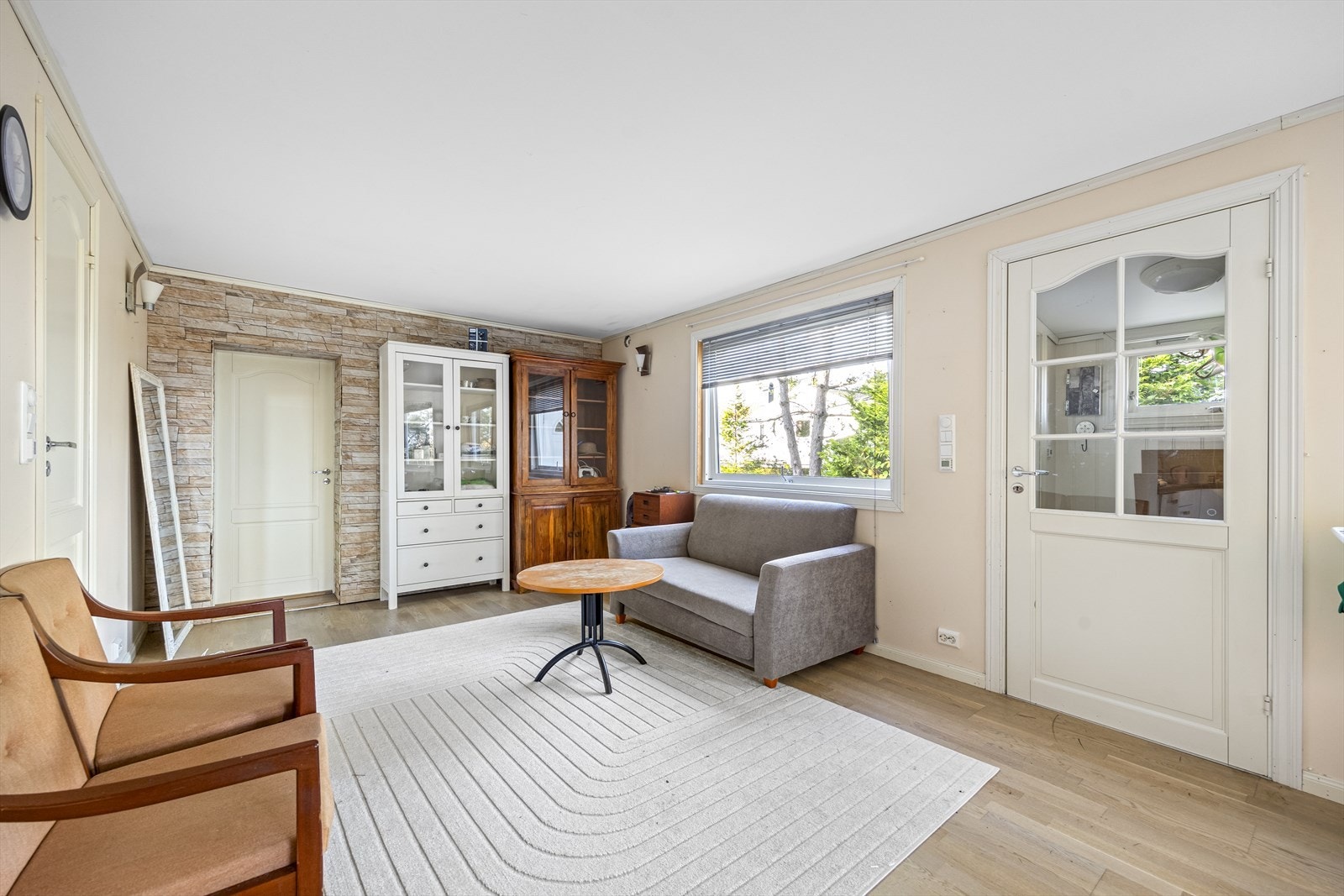 Stue i underetasjen. Galleribilde