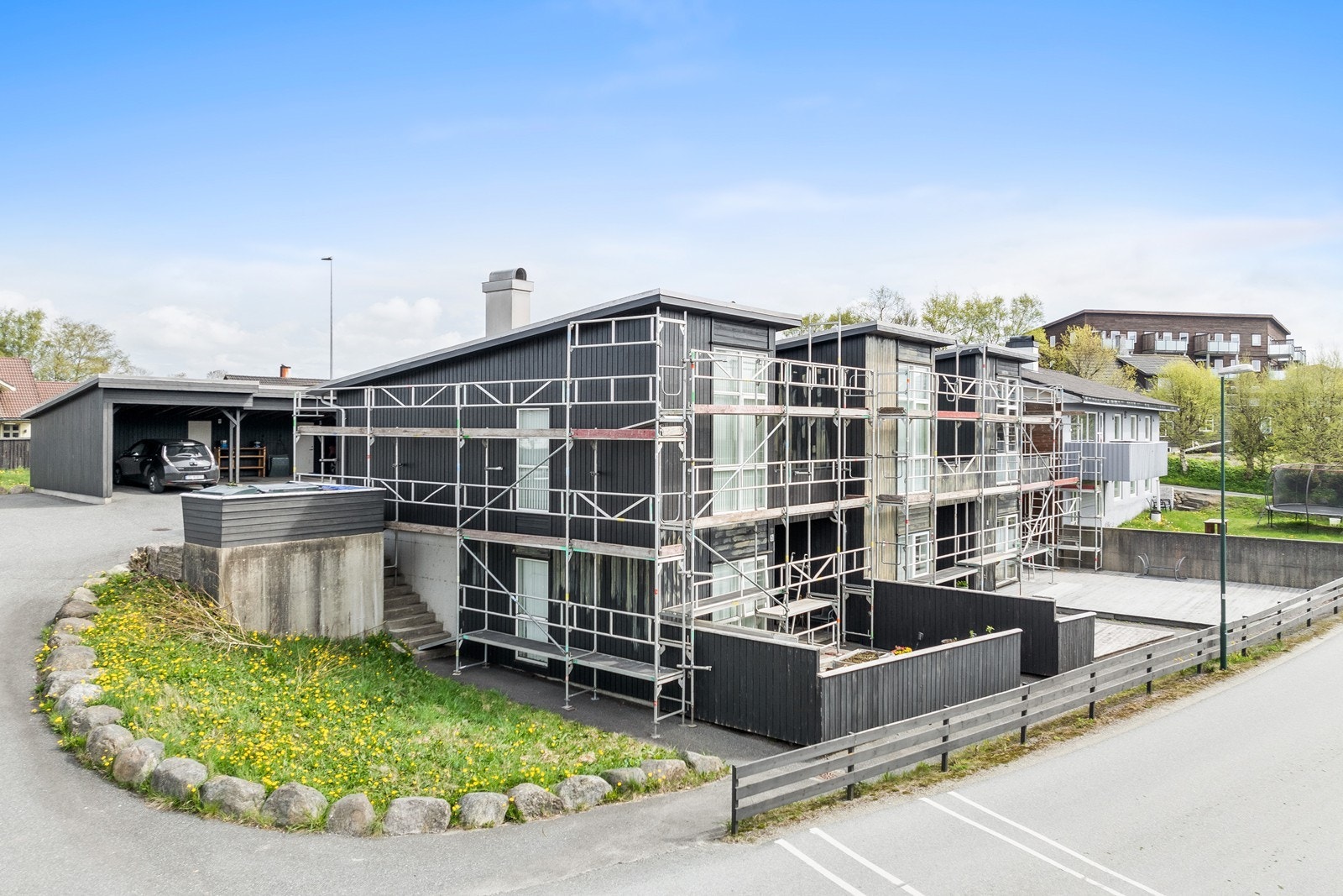 Sameiet består av 6 leiligheter Galleribilde
