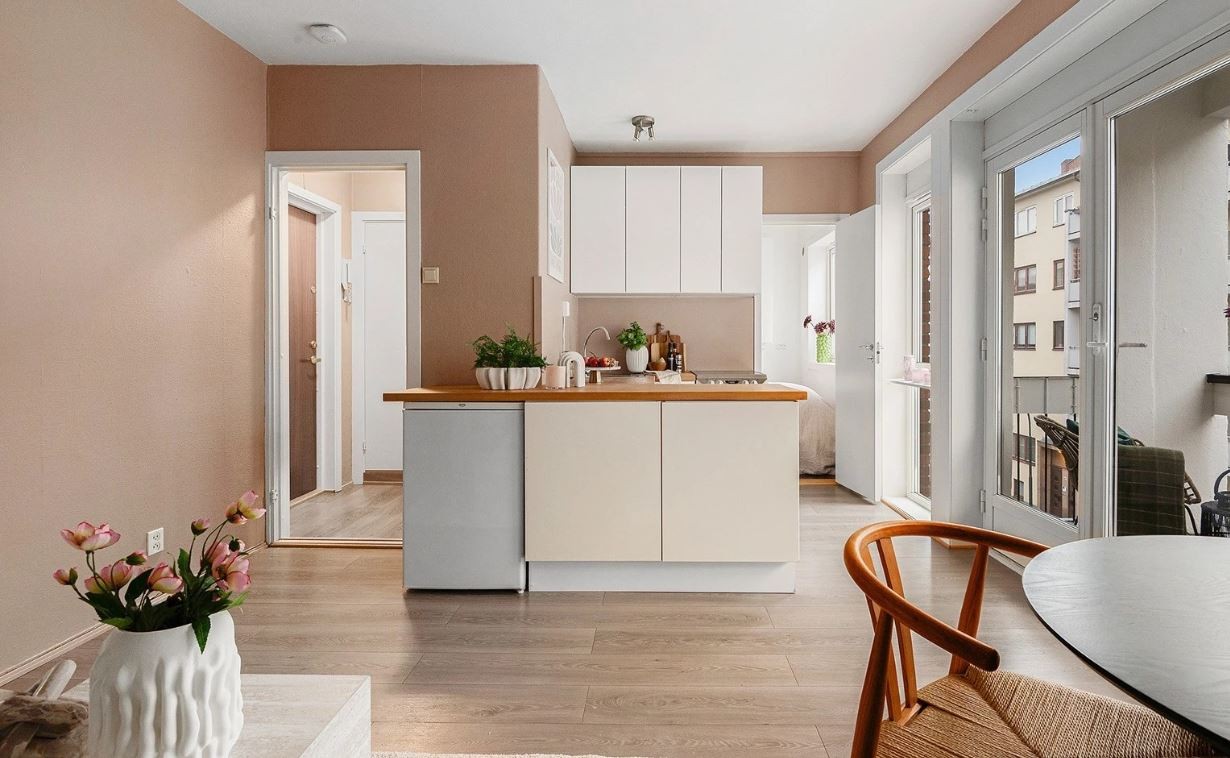 Stue mot kjøkken og soverom Galleribilde