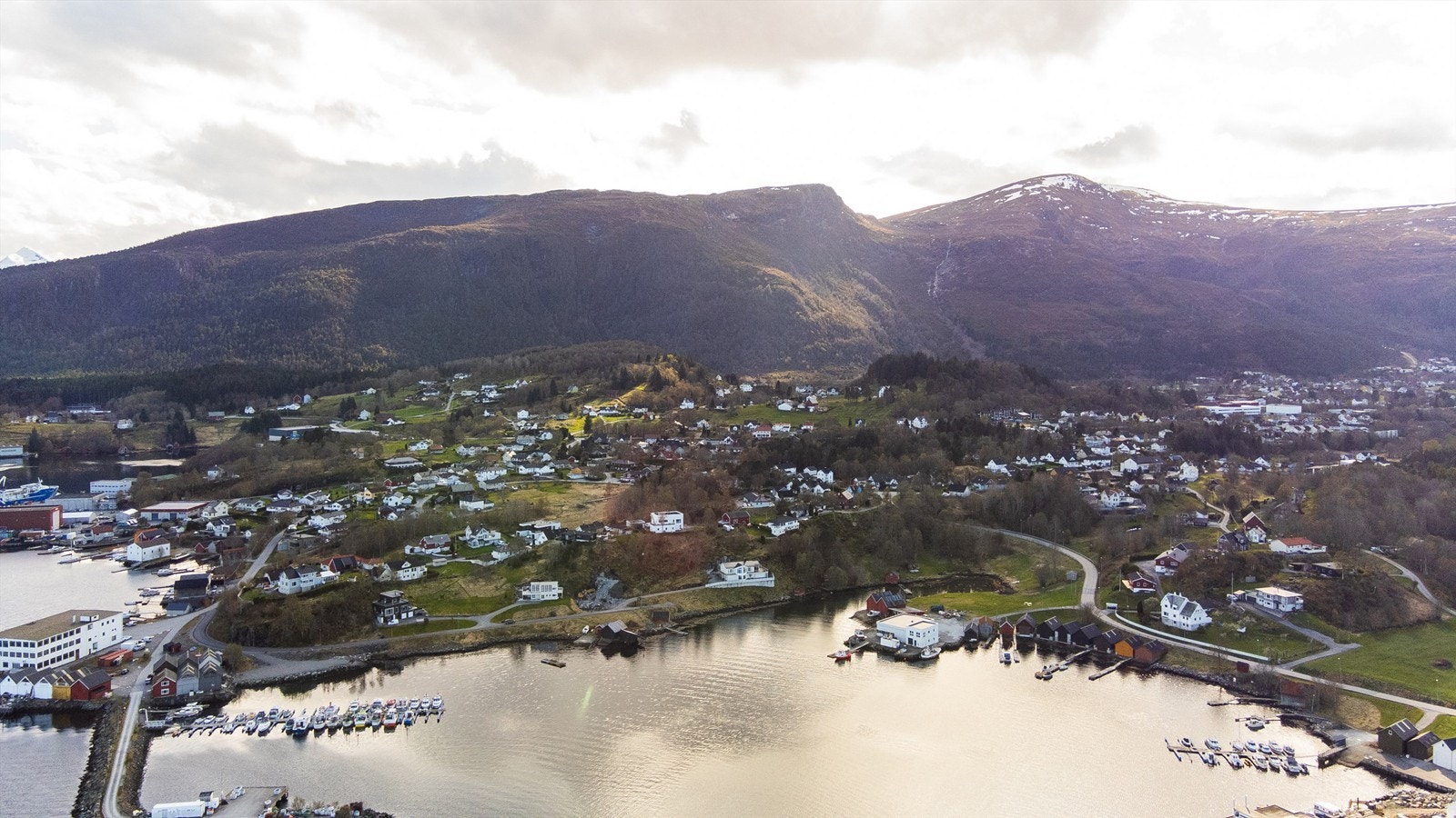 Dronefoto Galleribilde