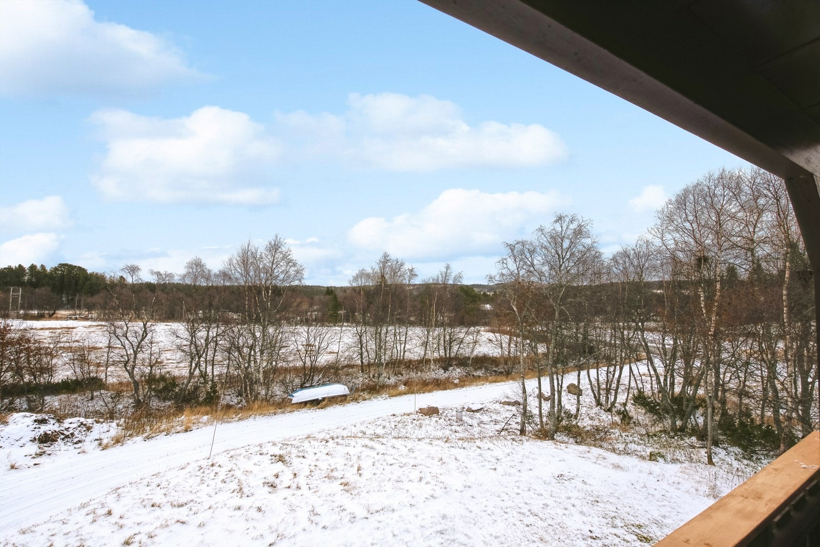 Hyggelig utsyn fra terrassen. Galleribilde