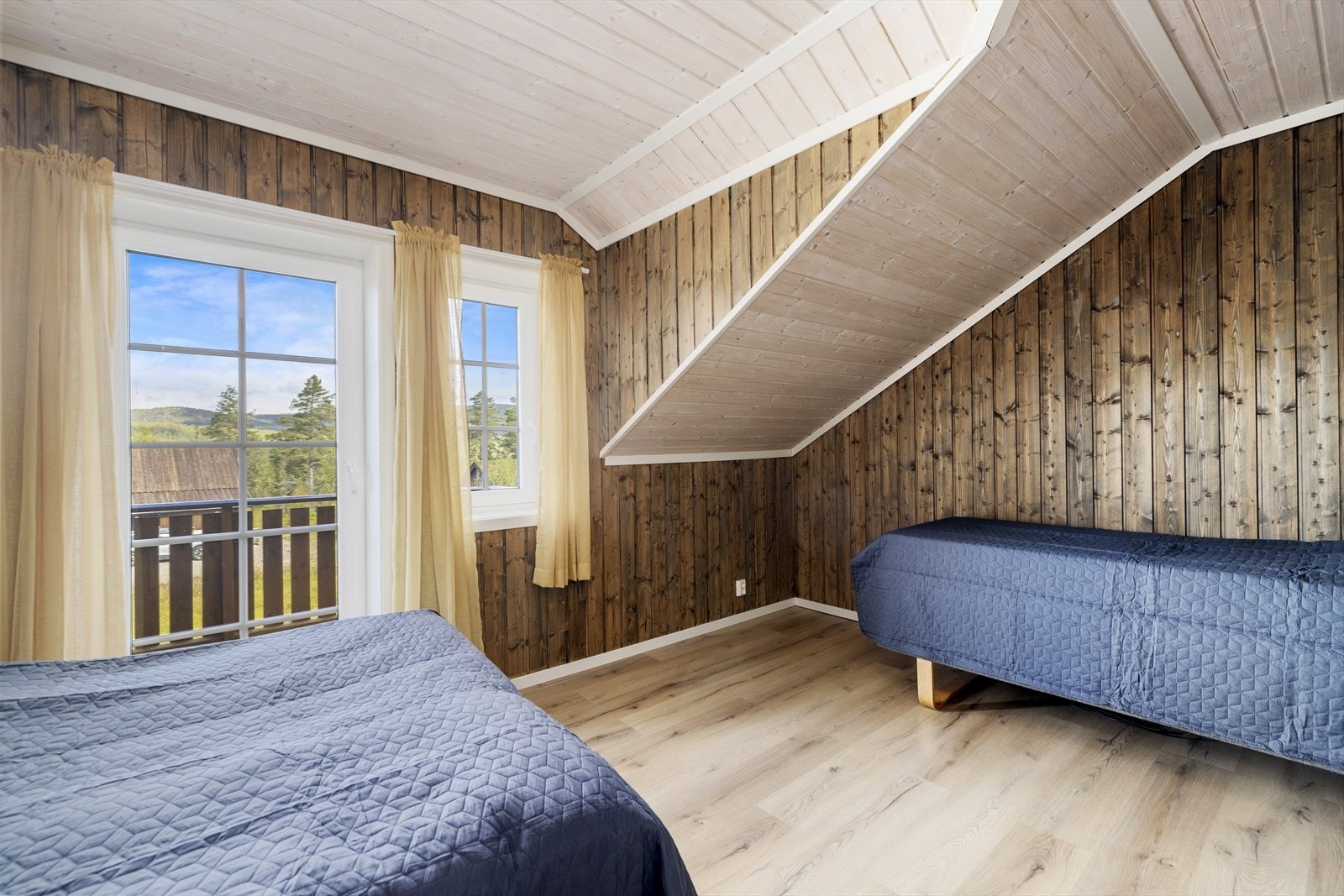 Soverom I Galleribilde