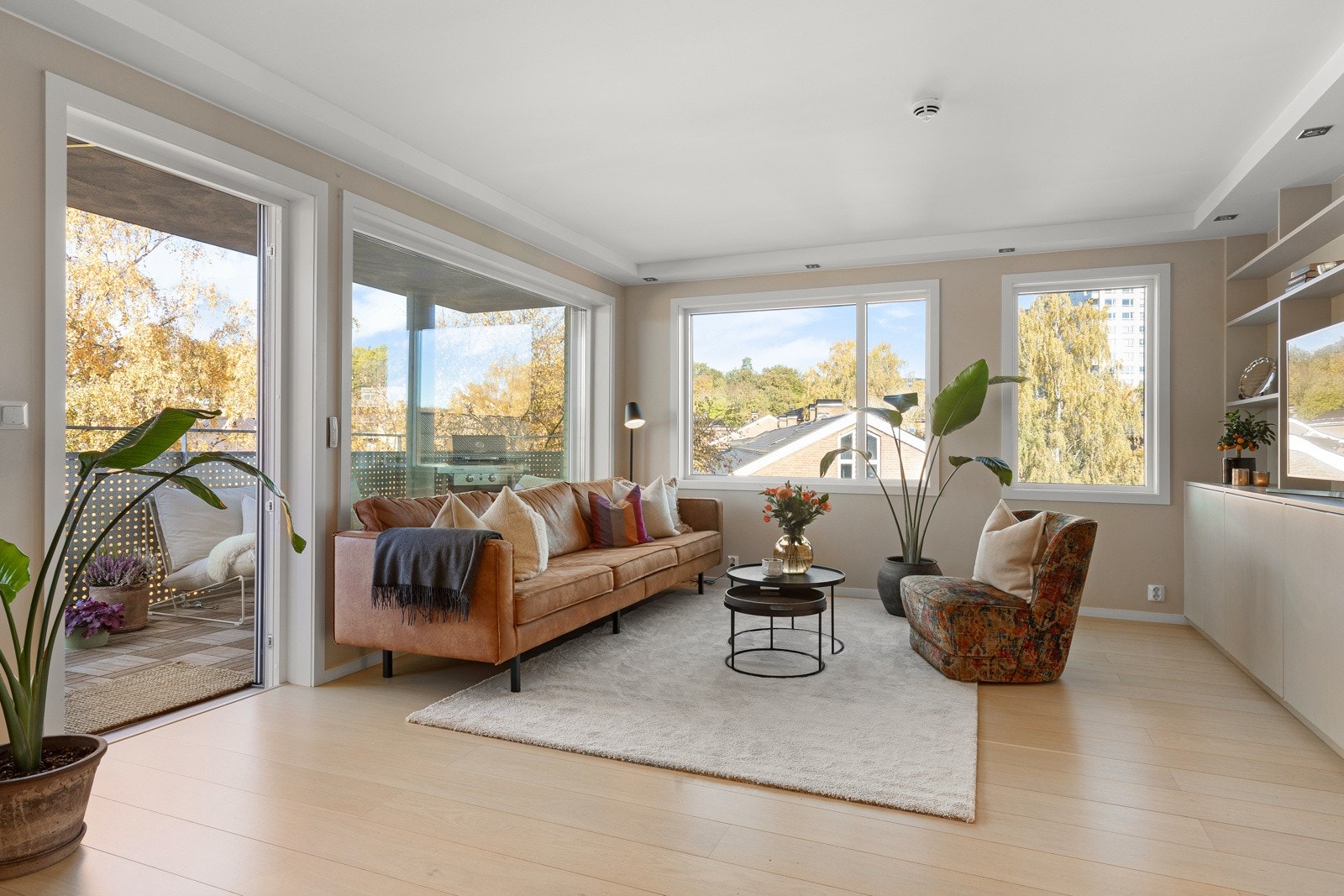 Downlights langs himlingen tilfører et eksklusivt preg. Galleribilde