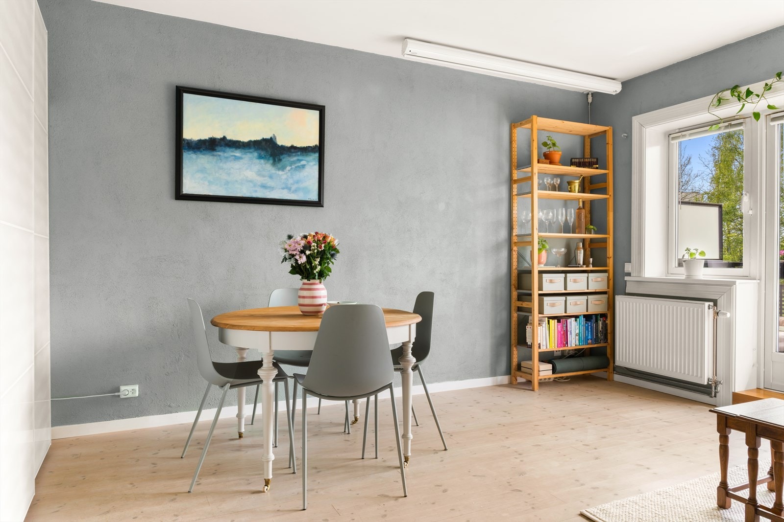 Parkeringsplass kan leies av andelseiere ved å sette seg på venteliste. Galleribilde