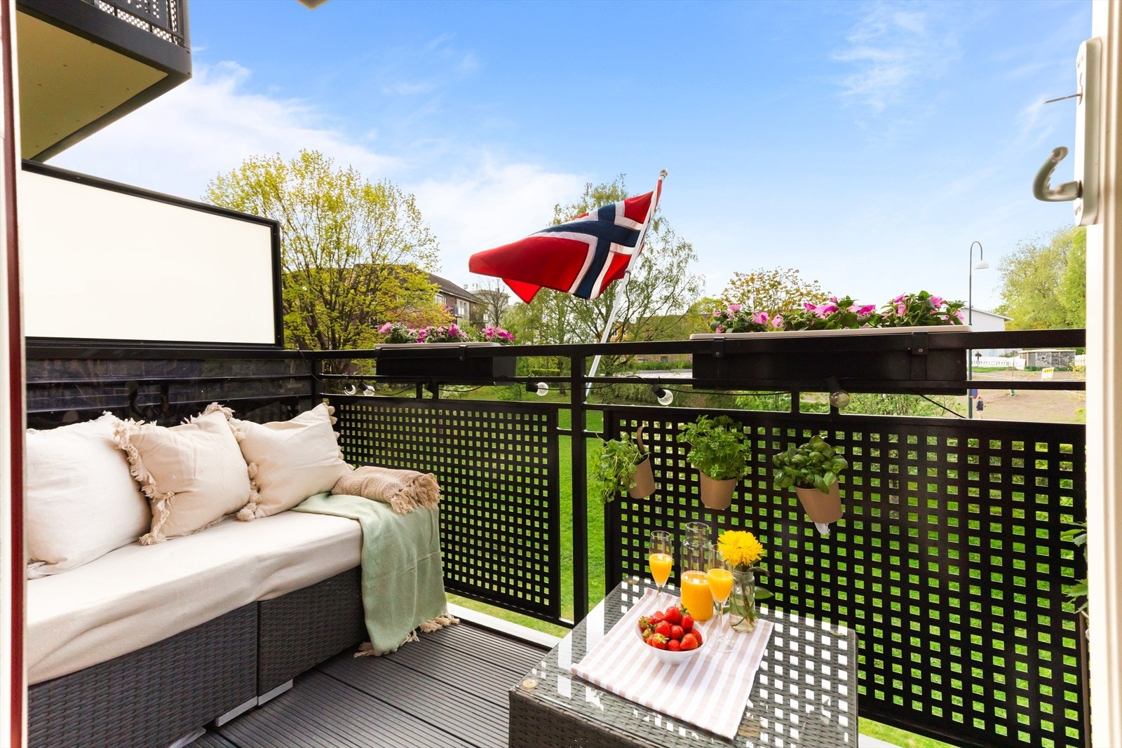 Lys og innbydende 2-roms med vestvendt balkong og attraktiv beliggenhet på Sagene/Nydalen. Galleribilde