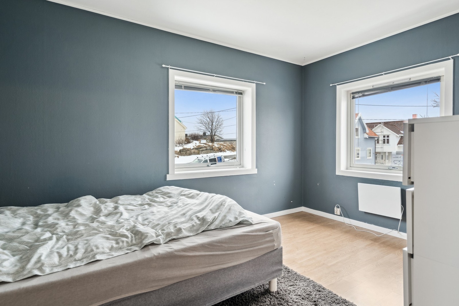 Soverom 2 - ligger på hjørnet mot sør/vest Galleribilde