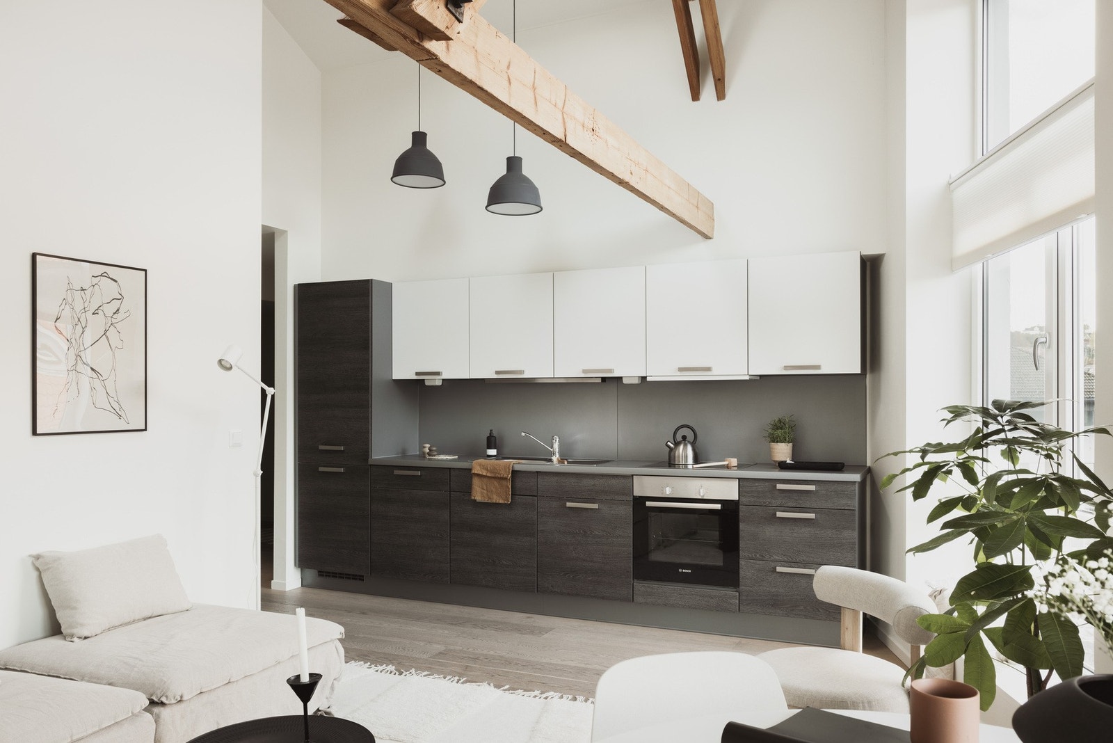 Kjøkkenet er av tysk design med fronter som har et moderne og tidløst uttrykk. Galleribilde