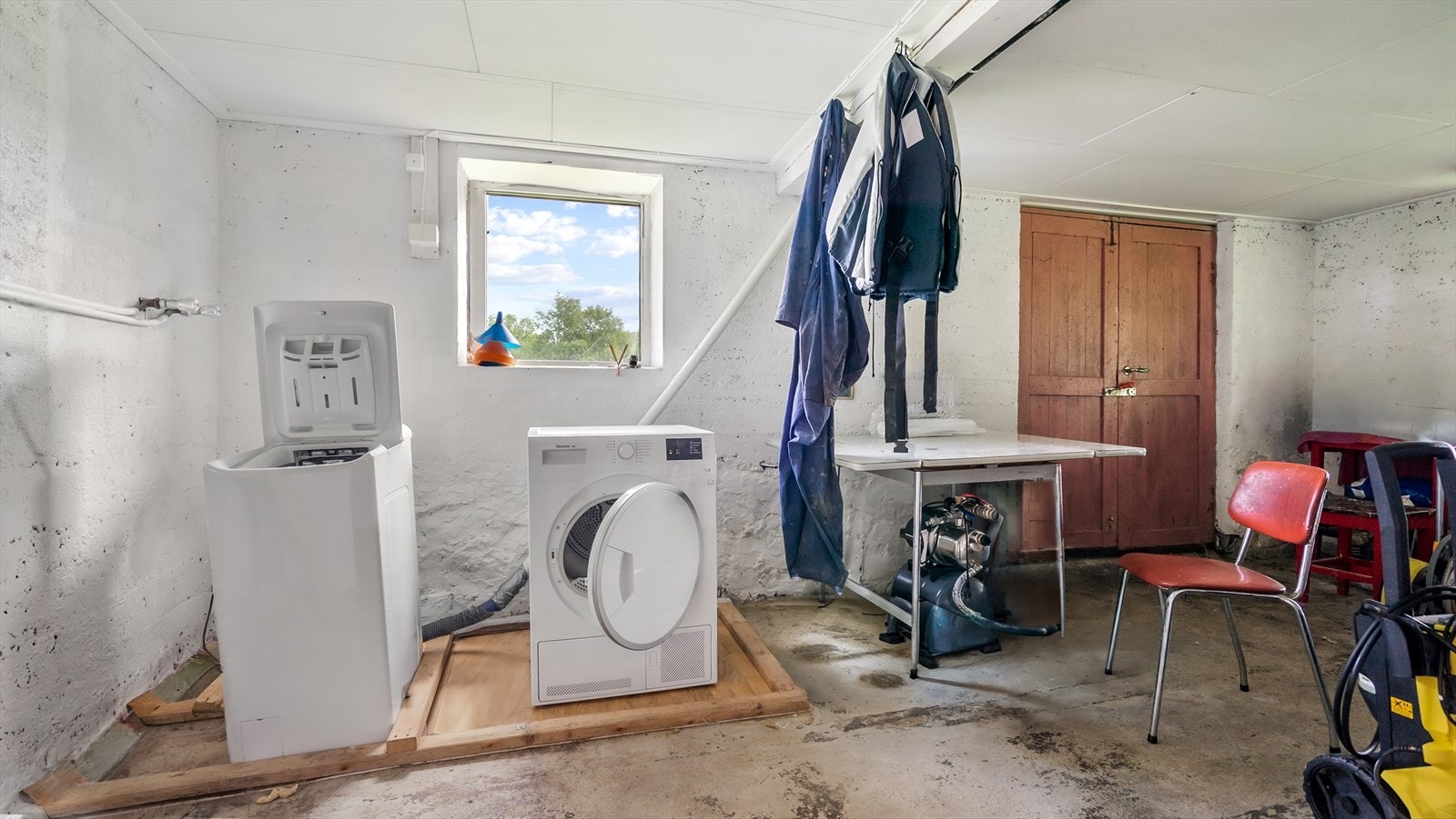 Vaskerom og bodareal. Galleribilde