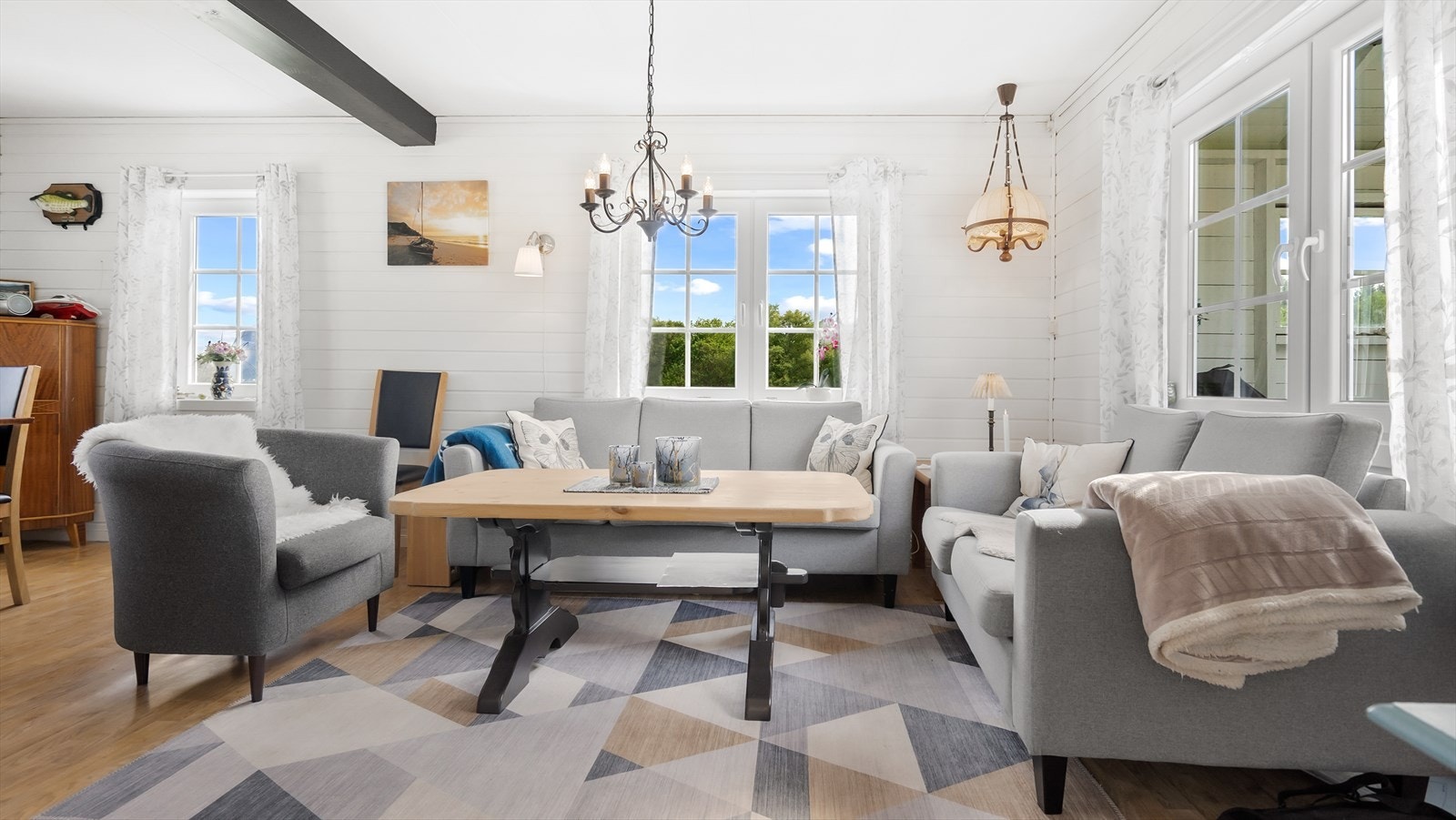 Lys og koselig stue. Galleribilde