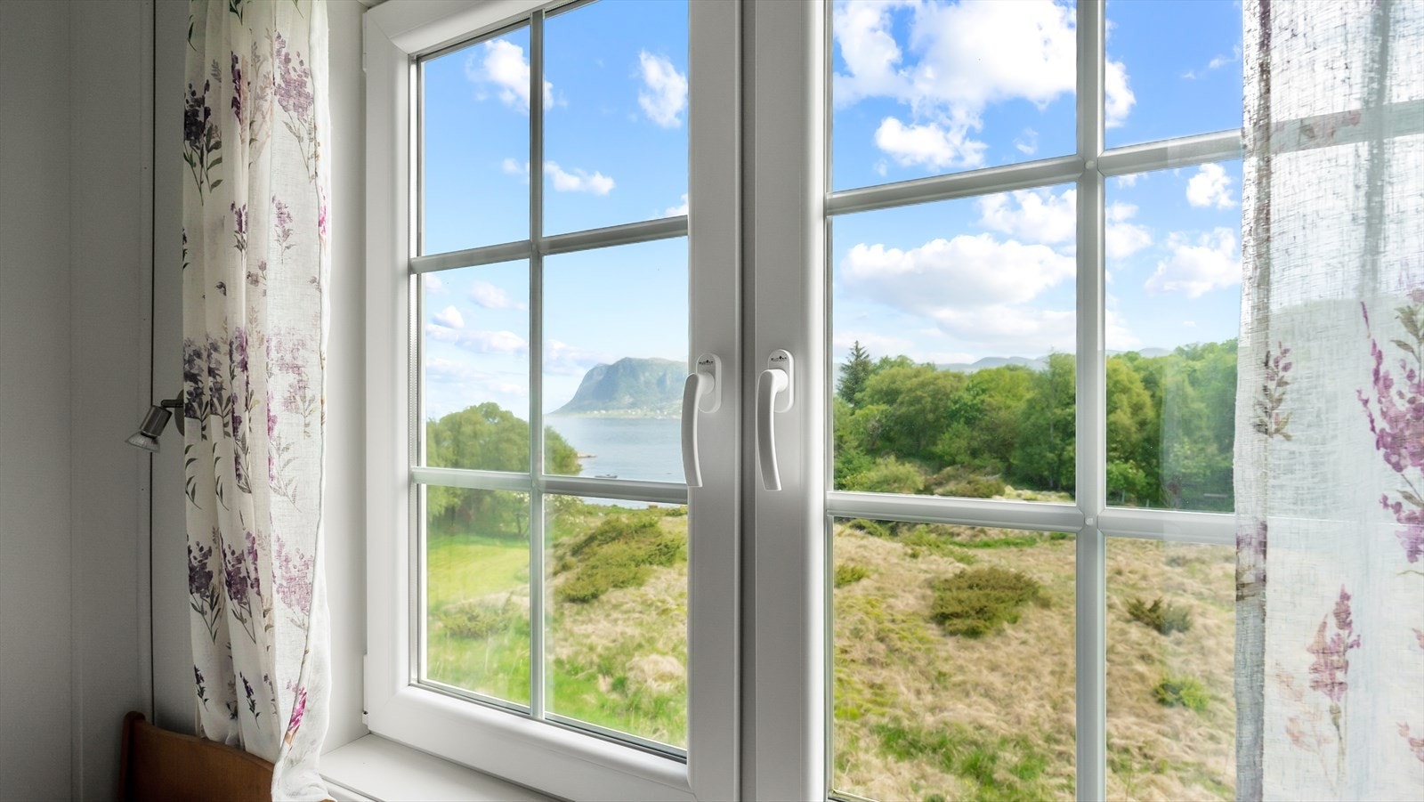 Utsikt frå eine soveromet. Galleribilde