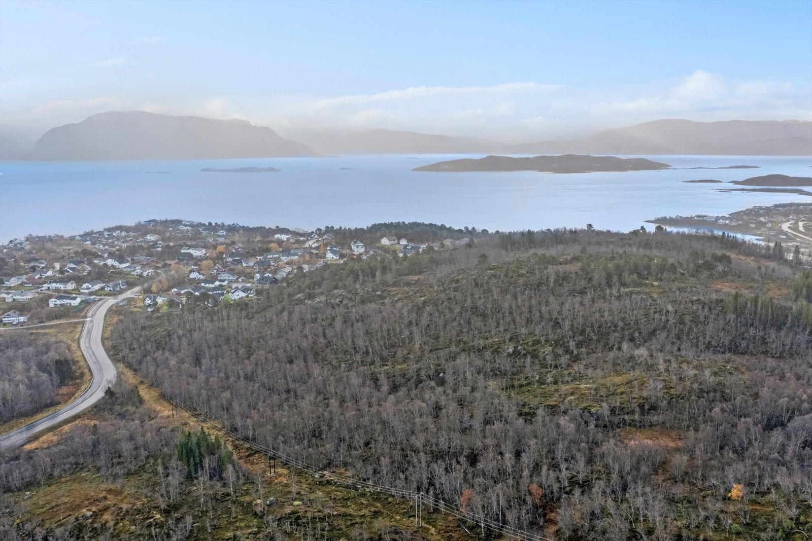 Ca. 10 minutters kjøring inn til Harstad sentrum Galleribilde